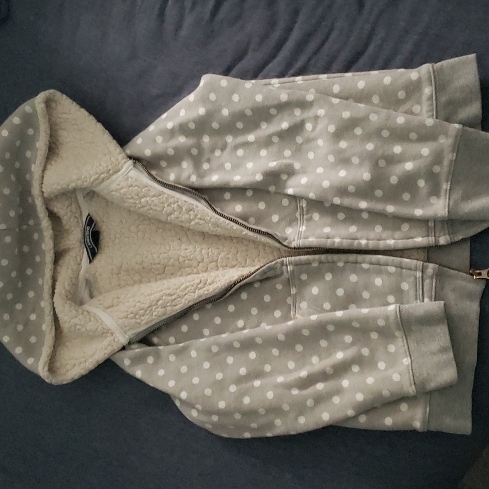 Warm hooded zip up sweatshirt